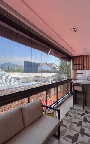 Apartamento à venda com 88m², 2 quartos e 2 vagas Apartamento à venda com 88m², 2 quartos e 2 vagasVaranda