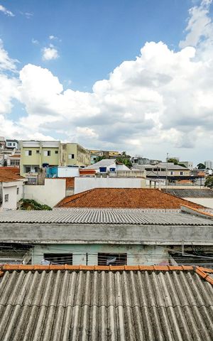Casa à venda com 150m², 4 quartos e 1 vaga Casa à venda com 150m², 4 quartos e 1 vagaVista da varanda