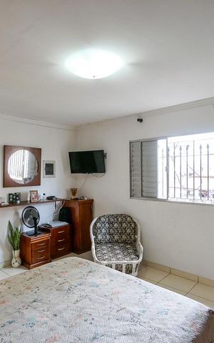 Casa à venda com 150m², 4 quartos e 1 vaga Casa à venda com 150m², 4 quartos e 1 vagaSuíte
