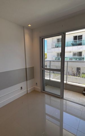 Apartamento à venda com 74m², 2 quartos e 2 vagas Apartamento à venda com 74m², 2 quartos e 2 vagasSuíte