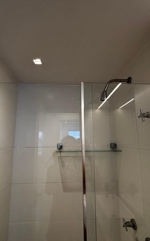 Apartamento à venda com 74m², 2 quartos e 2 vagas Apartamento à venda com 74m², 2 quartos e 2 vagasBanheiro