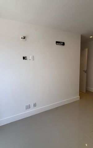 Apartamento à venda com 74m², 2 quartos e 2 vagas Apartamento à venda com 74m², 2 quartos e 2 vagasSuíte
