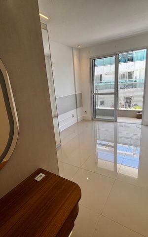 Apartamento à venda com 74m², 2 quartos e 2 vagas Apartamento à venda com 74m², 2 quartos e 2 vagasSuíte