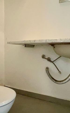 Casa à venda com 110m², 2 quartos e 2 vagas Casa à venda com 110m², 2 quartos e 2 vagasBanheiro da Suíte 2