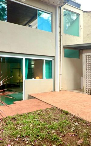 Casa à venda com 110m², 2 quartos e 2 vagas Casa à venda com 110m², 2 quartos e 2 vagasGaragem