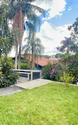 Casa à venda com 110m², 2 quartos e 2 vagas Casa à venda com 110m², 2 quartos e 2 vagasSolariun