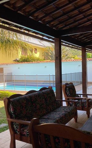 Casa de condomínio à venda com 600m², 4 quartos e 4 vagas Casa de condomínio à venda com 600m², 4 quartos e 4 vagasVaranda