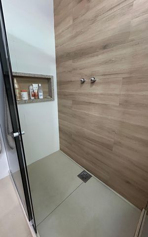 Casa de condomínio à venda com 600m², 4 quartos e 4 vagas