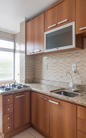 Apartamento para alugar com 90m², 2 quartos e 1 vagaCozinha e Área de Serviço