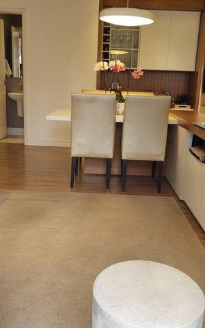 Apartamento à venda com 72m², 2 quartos e 2 vagasSala