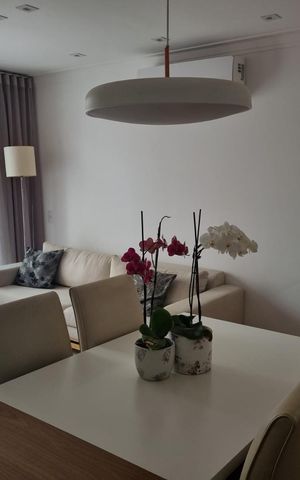 Apartamento à venda com 72m², 2 quartos e 2 vagasSala
