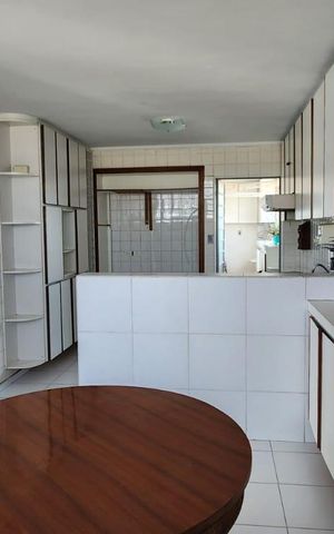 Apartamento à venda com 180m², 3 quartos e 1 vaga