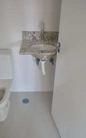 Apartamento à venda com 56m², 2 quartos e 1 vagaBanheiro Social