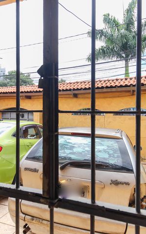 Casa à venda com 450m², 5 quartos e 3 vagas Casa à venda com 450m², 5 quartos e 3 vagasVista do Quarto 1