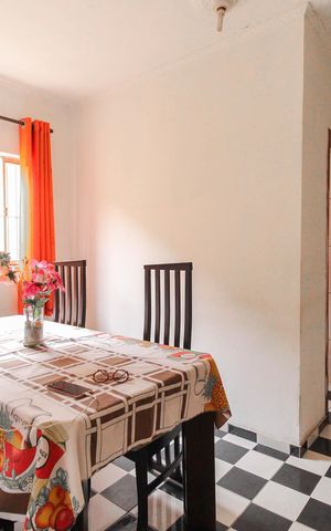 Casa à venda com 450m², 5 quartos e 3 vagas Casa à venda com 450m², 5 quartos e 3 vagasSala de Jantar