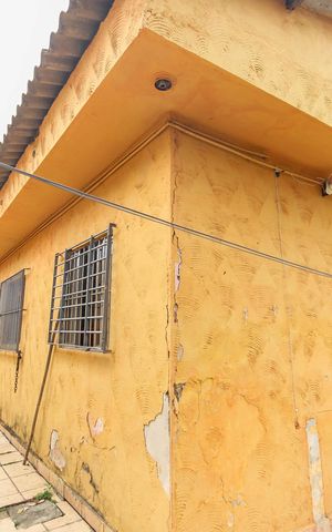 Casa à venda com 450m², 5 quartos e 3 vagas Casa à venda com 450m², 5 quartos e 3 vagasCorredor Externo
