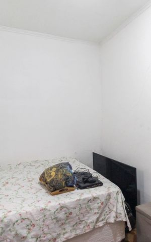 Casa à venda com 450m², 5 quartos e 3 vagas Casa à venda com 450m², 5 quartos e 3 vagasQuarto 3
