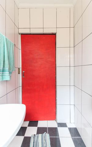 Casa à venda com 450m², 5 quartos e 3 vagas Casa à venda com 450m², 5 quartos e 3 vagasLavabo