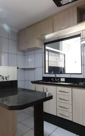 Casa de condomínio para alugar com 76m², 2 quartos e 1 vagaCozinha
