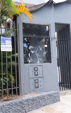 Casa de condomínio para alugar com 76m², 2 quartos e 1 vagaEntrada do condomínio