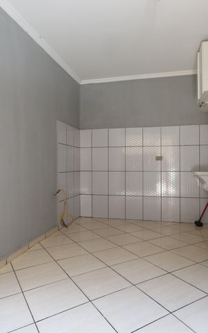 Casa de condomínio para alugar com 76m², 2 quartos e 1 vagaLavanderia e Garagem