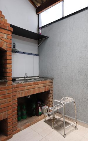 Casa de condomínio para alugar com 76m², 2 quartos e 1 vagaChurrasqueira