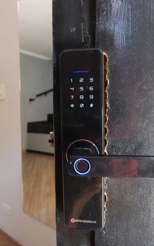 Casa de condomínio para alugar com 76m², 2 quartos e 1 vagaFechadura Eletrônica