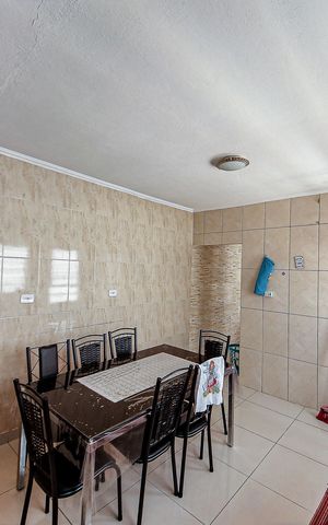 Casa para alugar com 125m², 2 quartos e 2 vagasCozinha