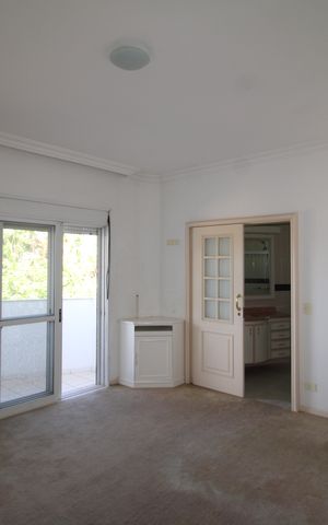 Casa à venda com 700m², 4 quartos e 3 vagasQuarto 2