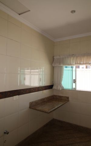 Casa à venda com 700m², 4 quartos e 3 vagasÁrea de Serviço