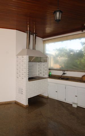 Casa à venda com 700m², 4 quartos e 3 vagasÁrea Comum