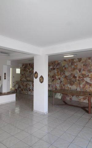 Casa à venda com 700m², 4 quartos e 3 vagasÁrea Comum