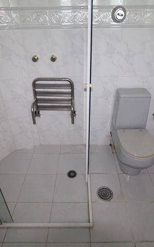 Casa à venda com 700m², 4 quartos e 3 vagasQuarto 3 - Banheiro