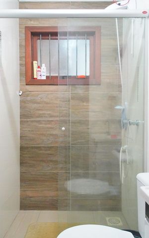 Casa à venda com 88m², 3 quartos e 2 vagasBanheiro