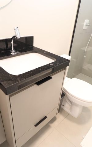 Apartamento para alugar com 70m², 2 quartos e 2 vagasBanheiro Social