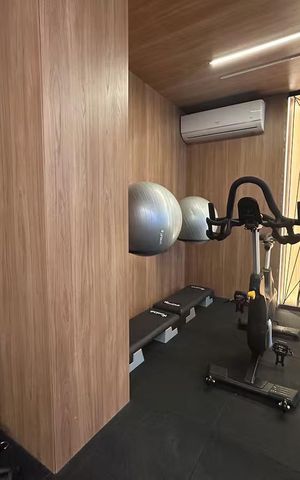 Apartamento para alugar com 70m², 2 quartos e 2 vagasÁrea comum - Academia