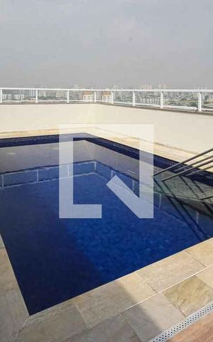 Studio à venda com 27m², 1 quarto e sem vaga Studio à venda com 27m², 1 quarto e sem vagaPiscina