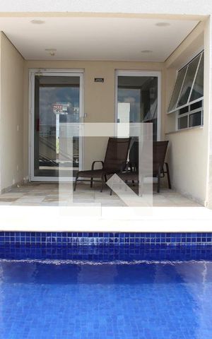 Studio à venda com 27m², 1 quarto e sem vaga Studio à venda com 27m², 1 quarto e sem vagaPiscina