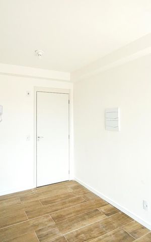 Apartamento à venda com 40m², 2 quartos e 1 vaga Apartamento à venda com 40m², 2 quartos e 1 vagaSala