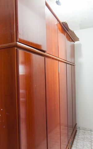 Casa para alugar com 329m², 3 quartos e 4 vagas Casa para alugar com 329m², 3 quartos e 4 vagasCloset da Suite 1