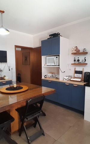 Casa à venda com 190m², 3 quartos e 1 vaga