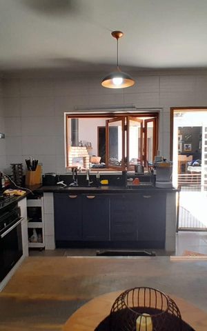 Casa à venda com 190m², 3 quartos e 1 vaga
