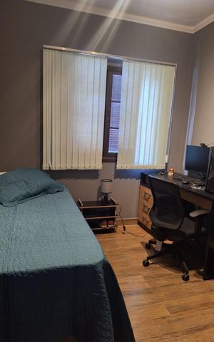 Casa à venda com 190m², 3 quartos e 1 vaga