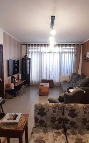 Casa à venda com 190m², 3 quartos e 1 vaga