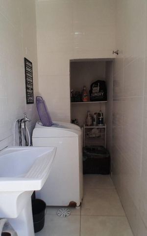 Casa à venda com 190m², 3 quartos e 1 vaga