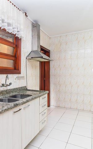 Casa à venda com 243m², 3 quartos e 2 vagas