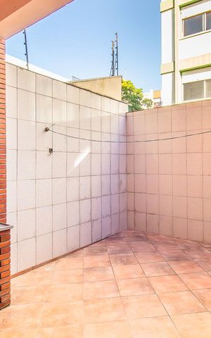 Casa à venda com 243m², 3 quartos e 2 vagas