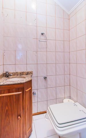 Casa à venda com 243m², 3 quartos e 2 vagas