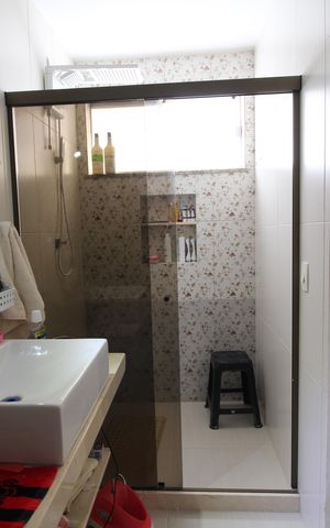 Casa de condomínio à venda com 271m², 4 quartos e 4 vagasQuarto 3 - Suíte