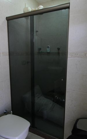 Casa de condomínio à venda com 271m², 4 quartos e 4 vagasBanheiro Social 2
